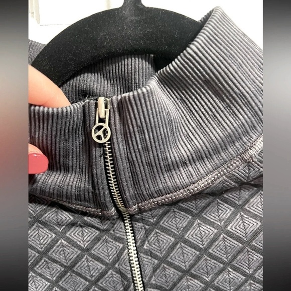 Avocado full zip workout jacket size xs small in excellent like-new condition - Picture 5 of 5